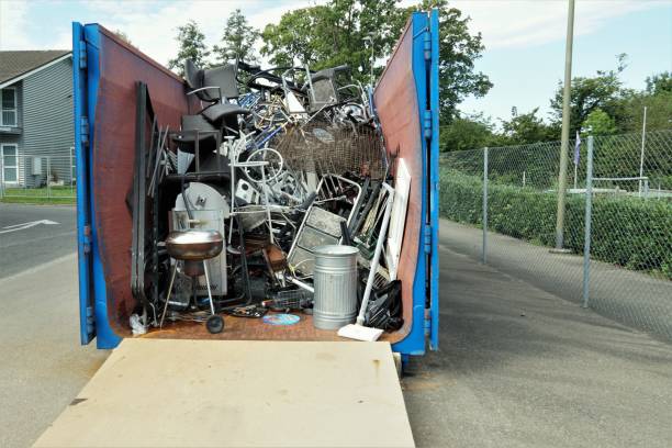 Best Full-Service Junk Removal  in Edinburg, IL